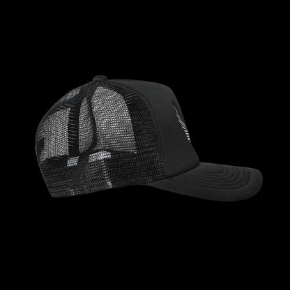 BLACK MODERN TRUCKER HAT