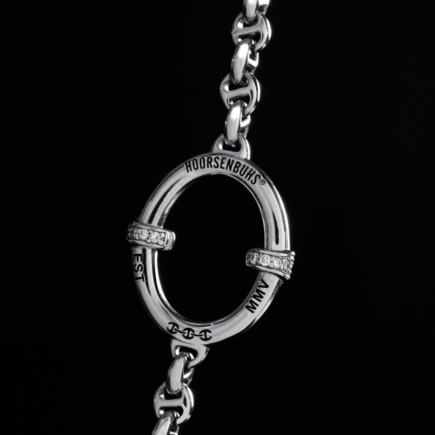 OVAAL STATION BY THE YARD NECKLACE - 17"