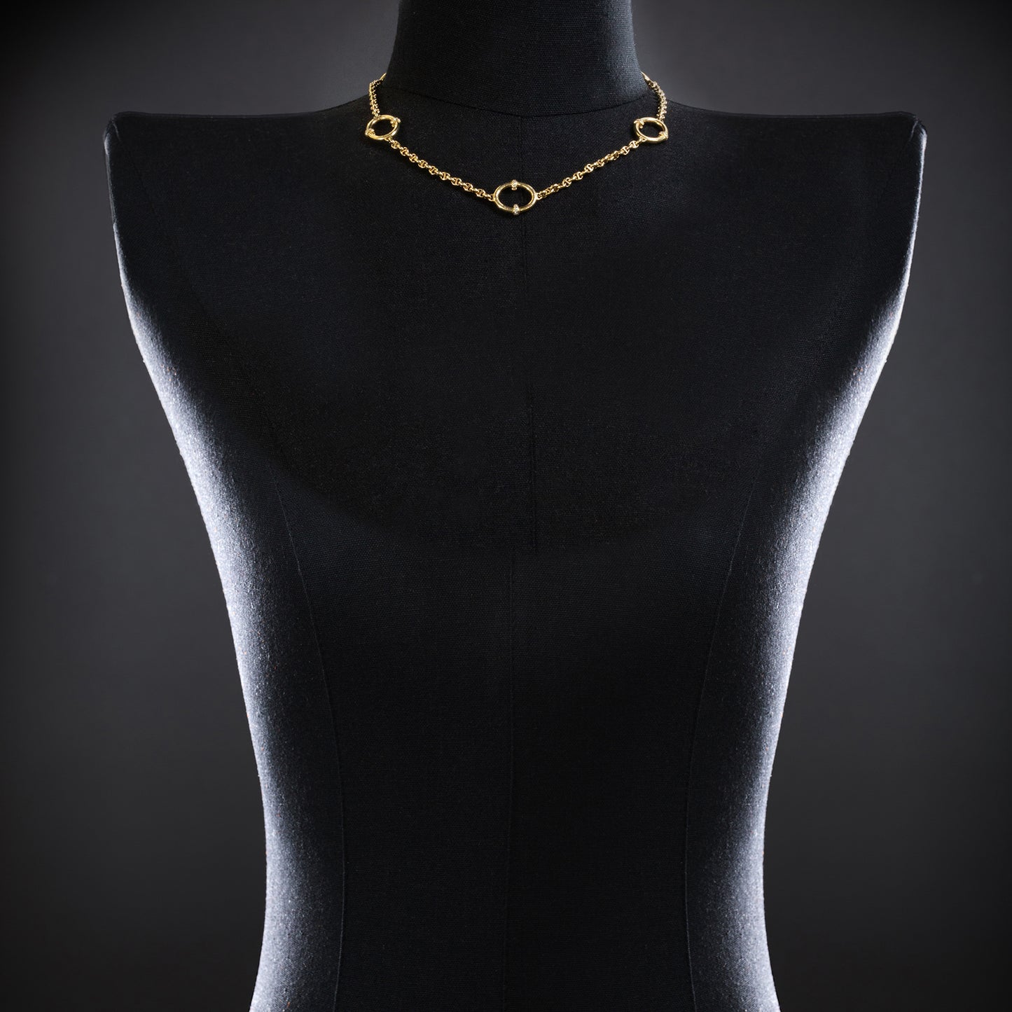 OVAAL STATION BY THE YARD NECKLACE - 17"