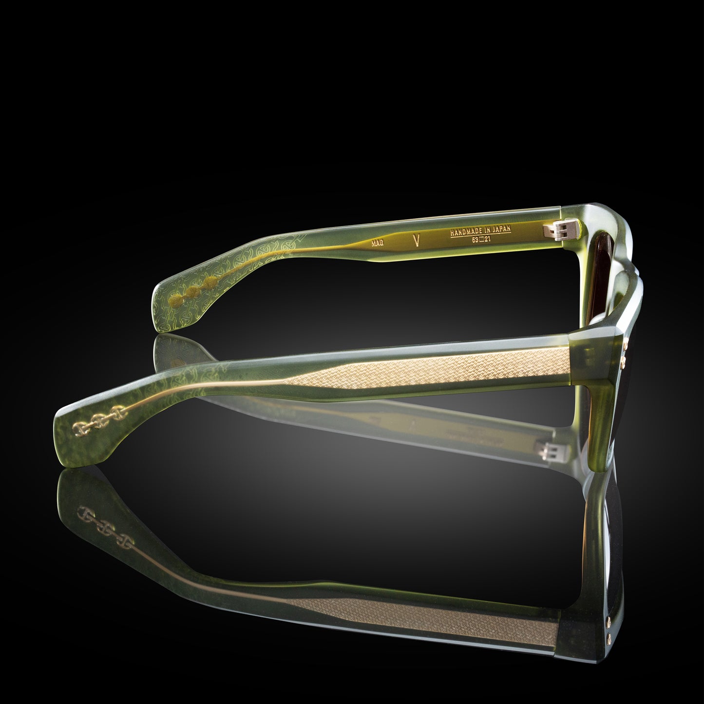 MODEL V | MATTE ARMY GREEN